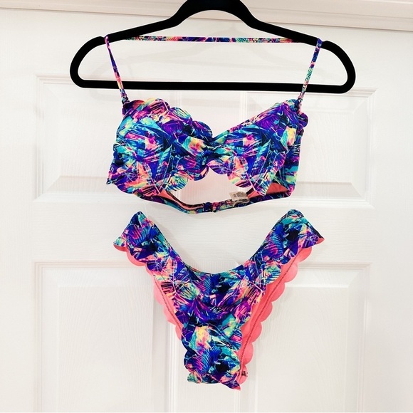 Victoria’s Secret PINK 2pc Blue Pink Tropical Print Scalloped Bikini sz Med - Picture 1 of 8